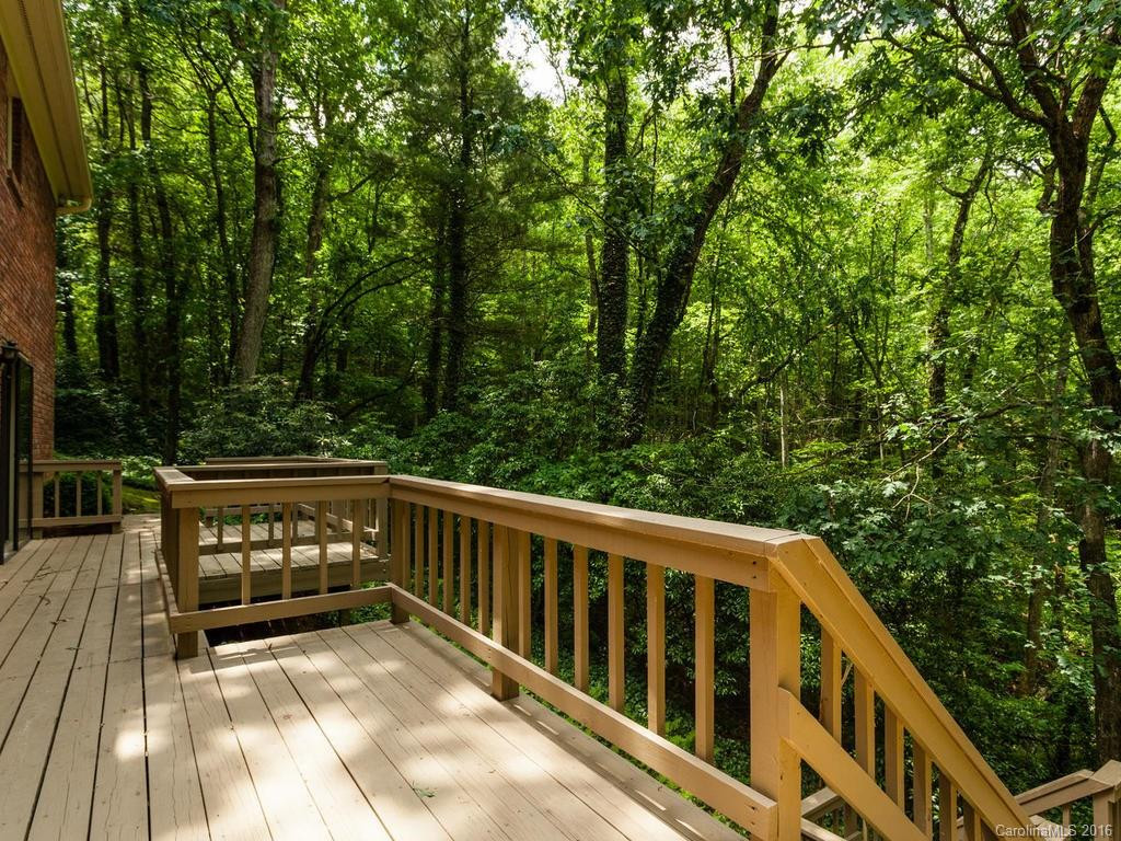 187 Haywood Knolls Drive - Photo 18