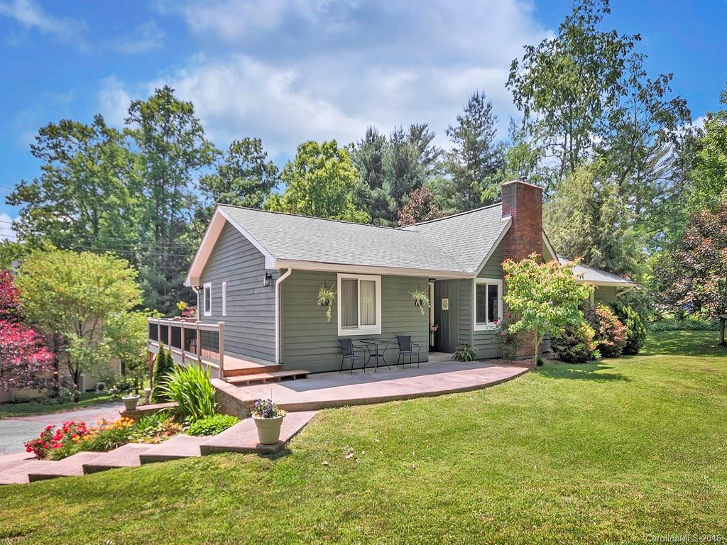 8 Sunnycrest Drive