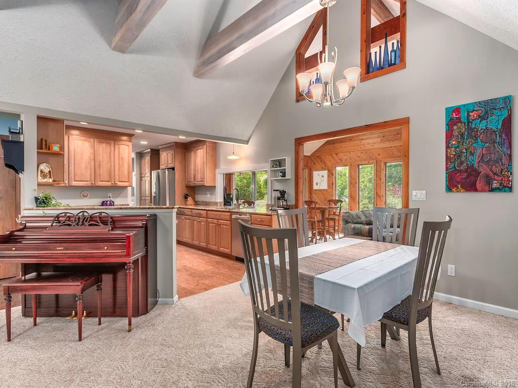 8 Sunnycrest Drive - Photo 5