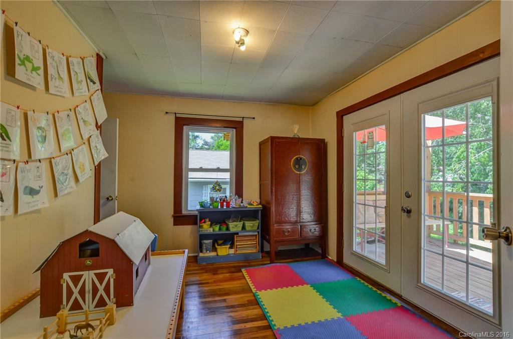 45 Balsam Avenue - Photo 18