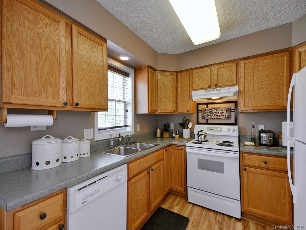 103 Loch Haven Road #24 - Photo 4