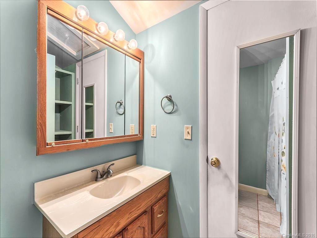 22 Karens Place - Photo 11