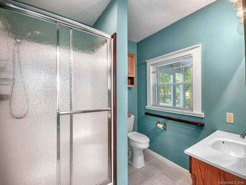 22 Karens Place - Photo 12