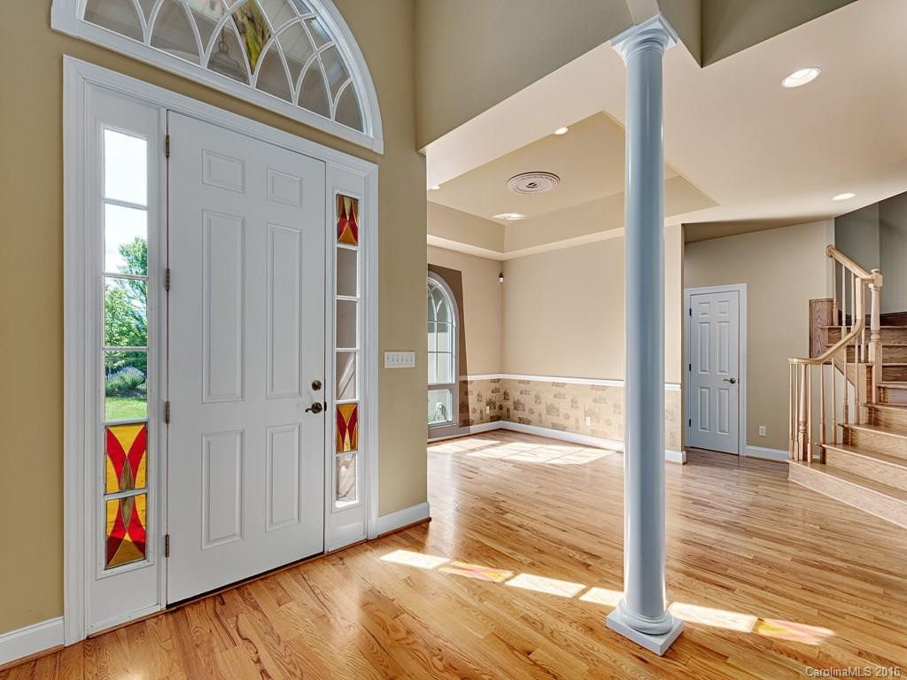 28 High Bluff Drive - Photo 3