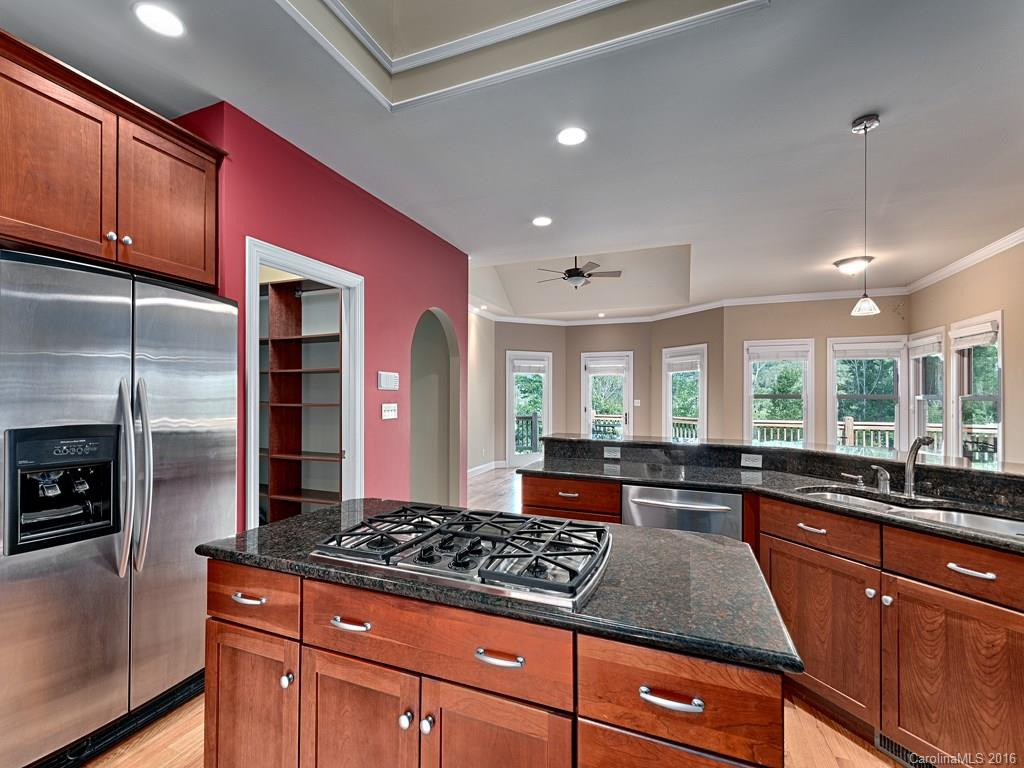 28 High Bluff Drive - Photo 6
