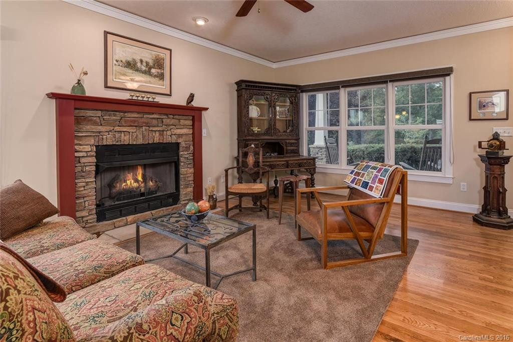 156 Pickens Road - Photo 5