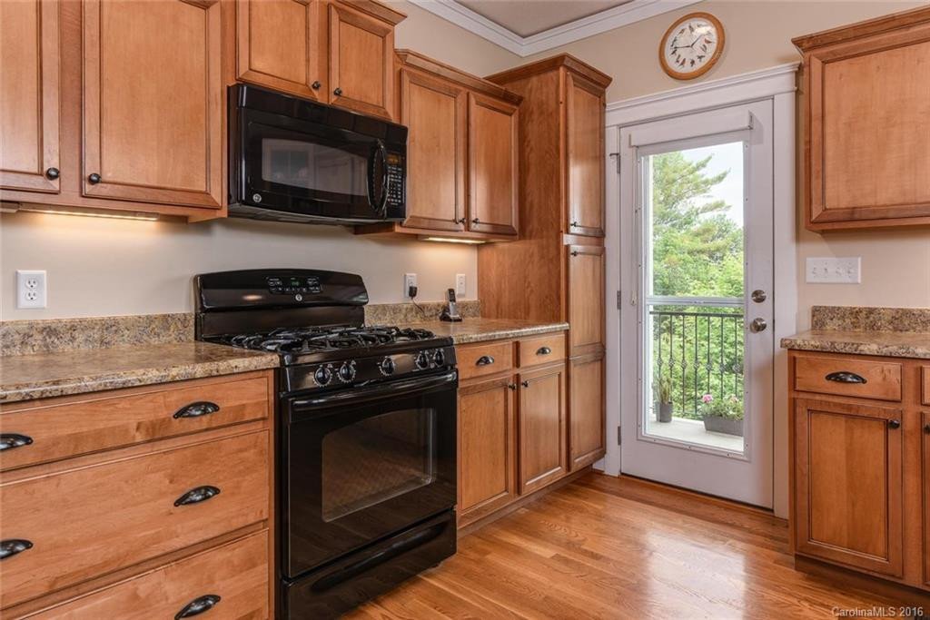156 Pickens Road - Photo 8