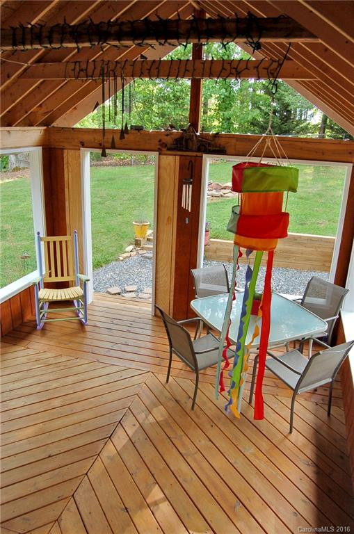 136 Dogwood Drive - Photo 4