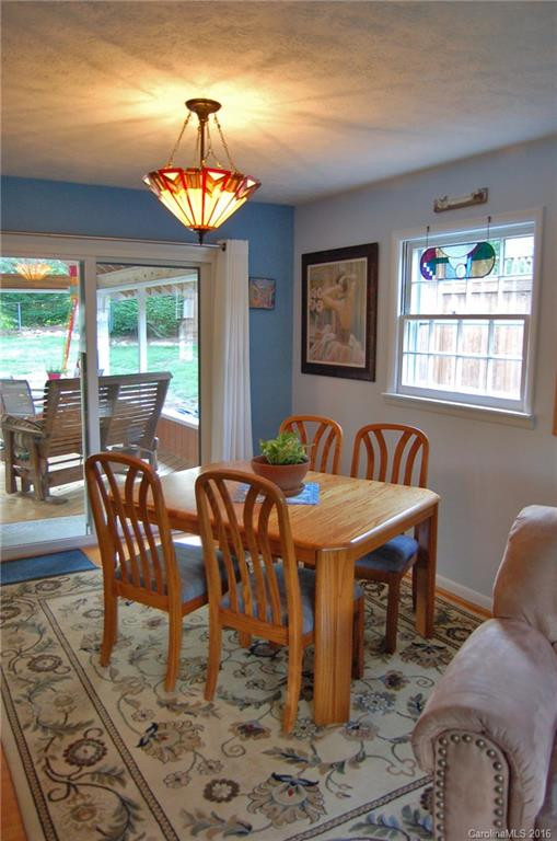 136 Dogwood Drive - Photo 7