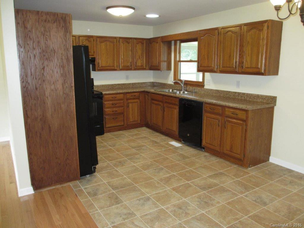 72 Meadow View Drive - Photo 2