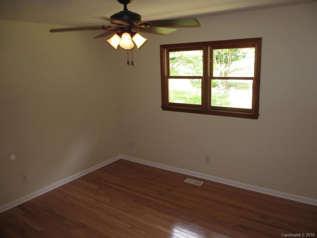 72 Meadow View Drive - Photo 7