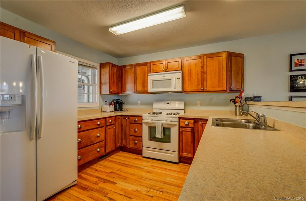 71 Rotunda Circle #1504 - Photo 7
