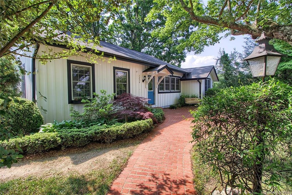1230 Bowman Road - Photo 2