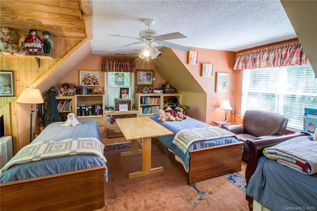 703 Laurel Avenue - Photo 17