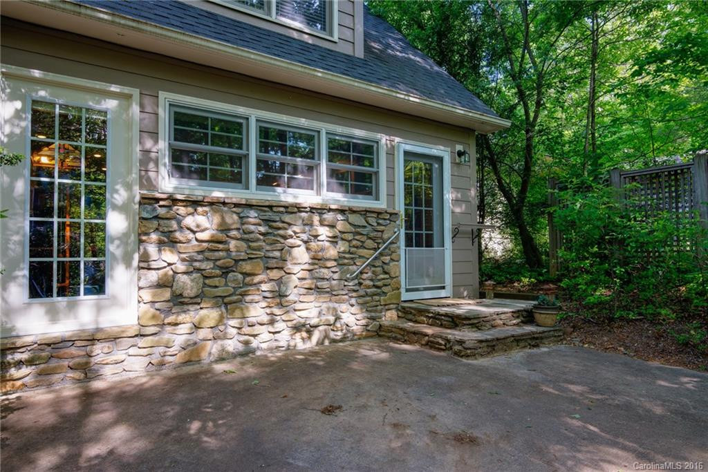 703 Laurel Avenue - Photo 3