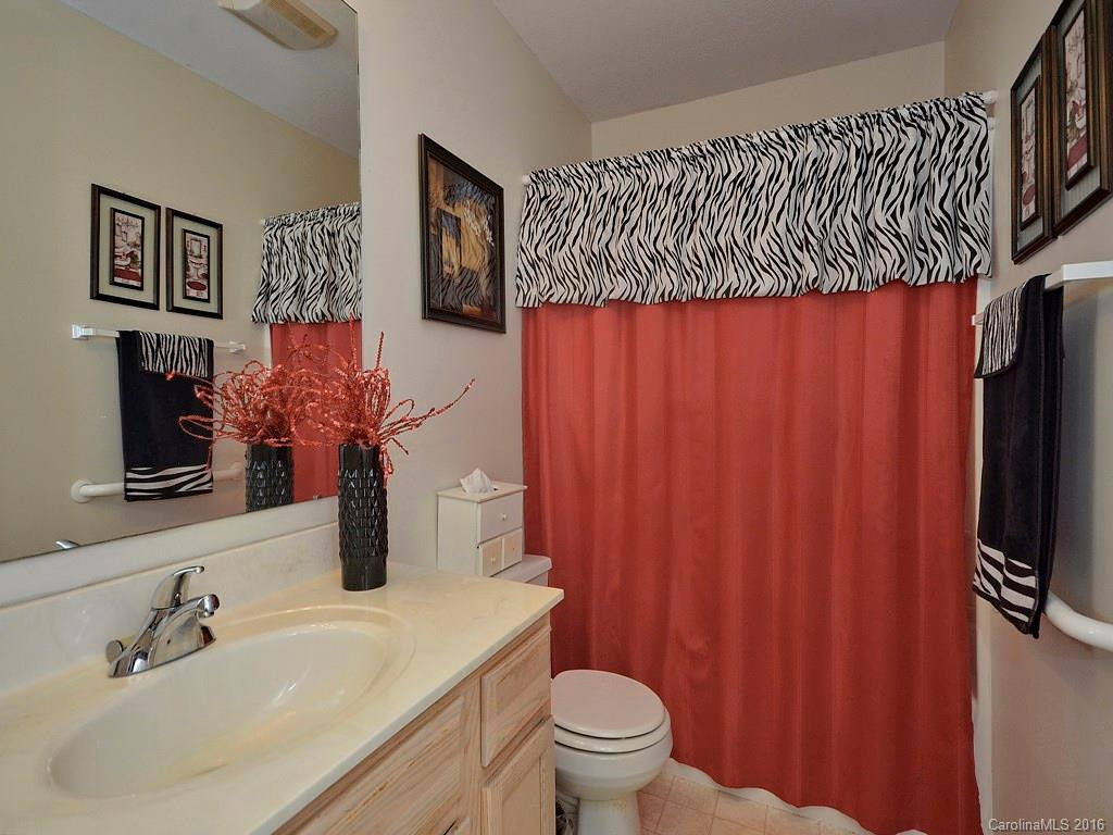 92 Wiltshire Circle - Photo 7