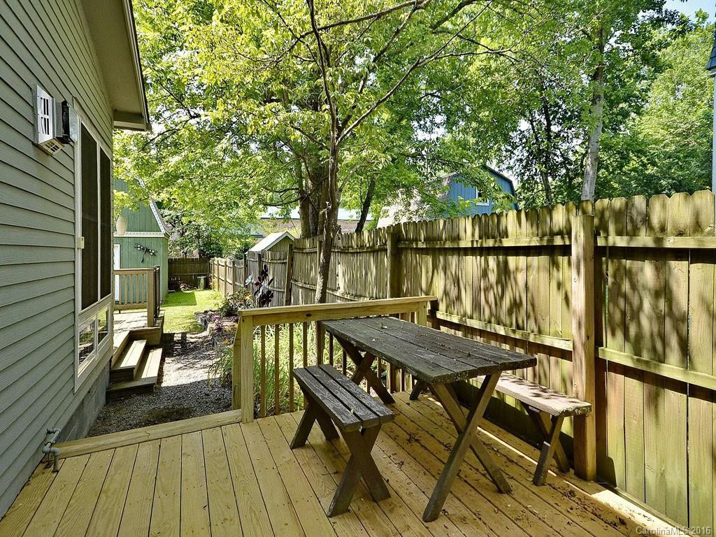 842 Dale Street - Photo 24