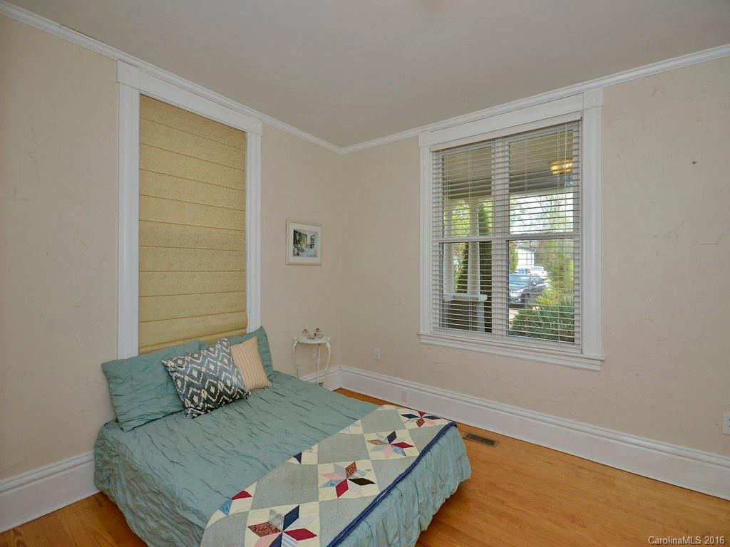 842 Dale Street - Photo 10