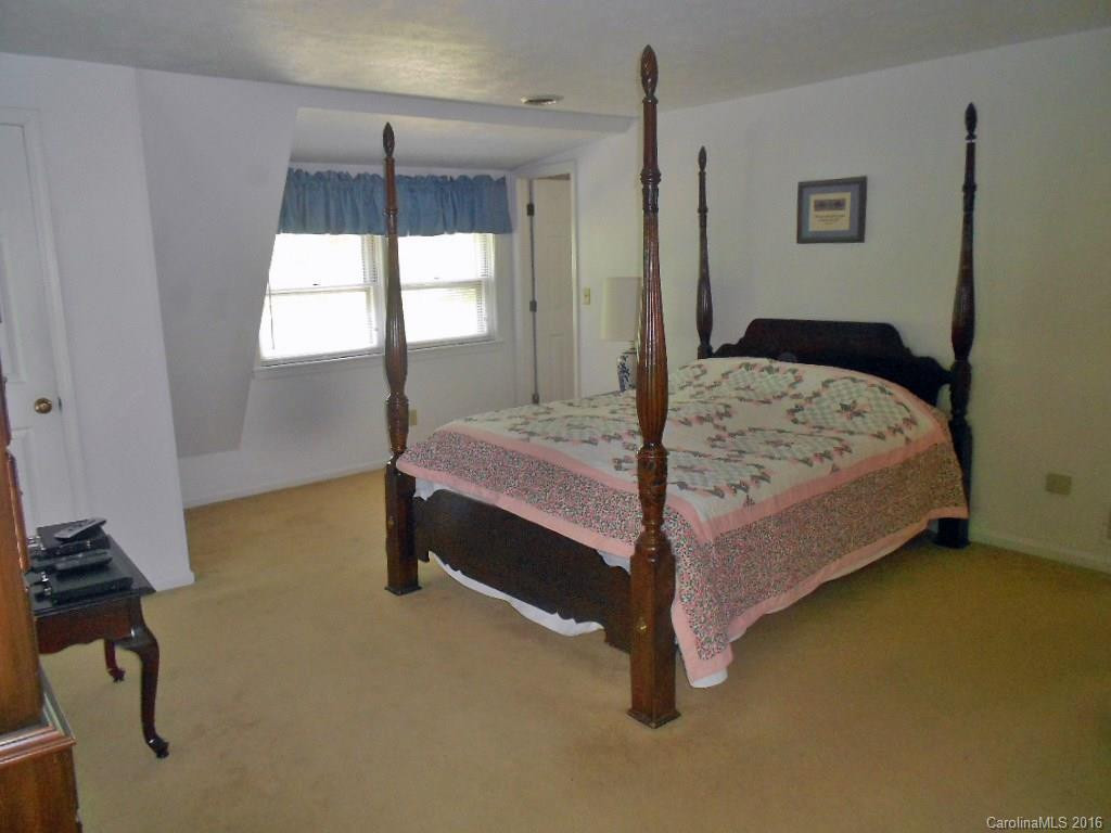 401 Prestwood Lane - Photo 10