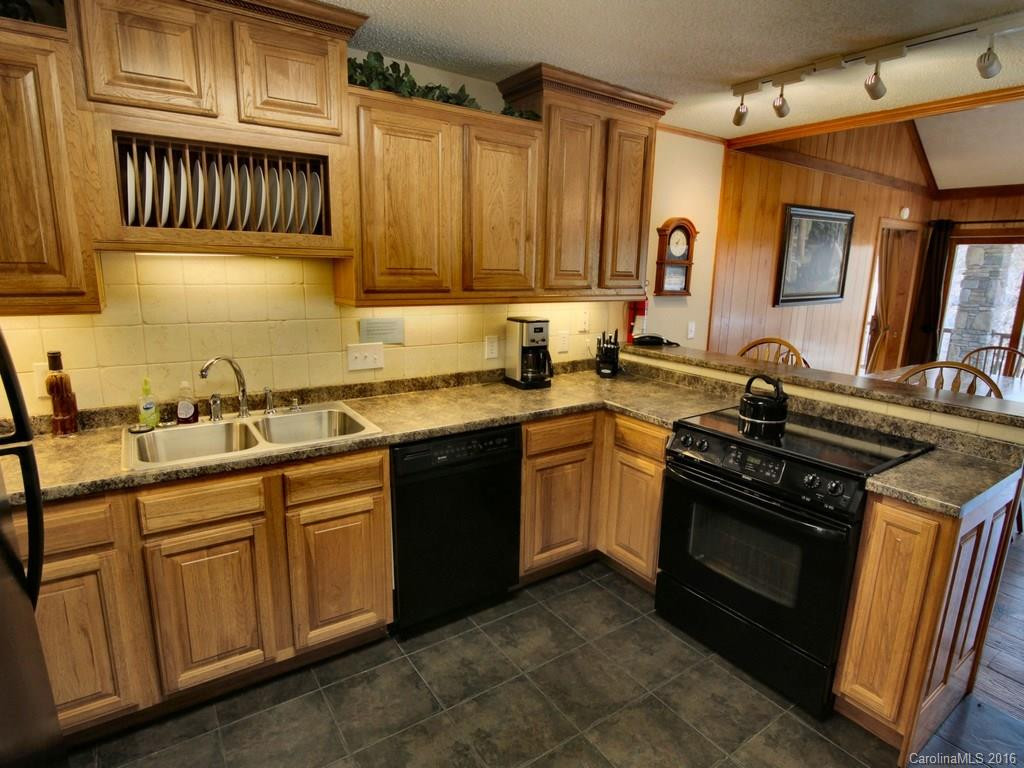 124 Lake Boulevard - Photo 5