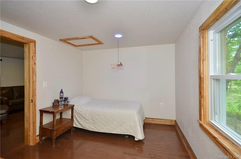 128 Silversteen Drive - Photo 7