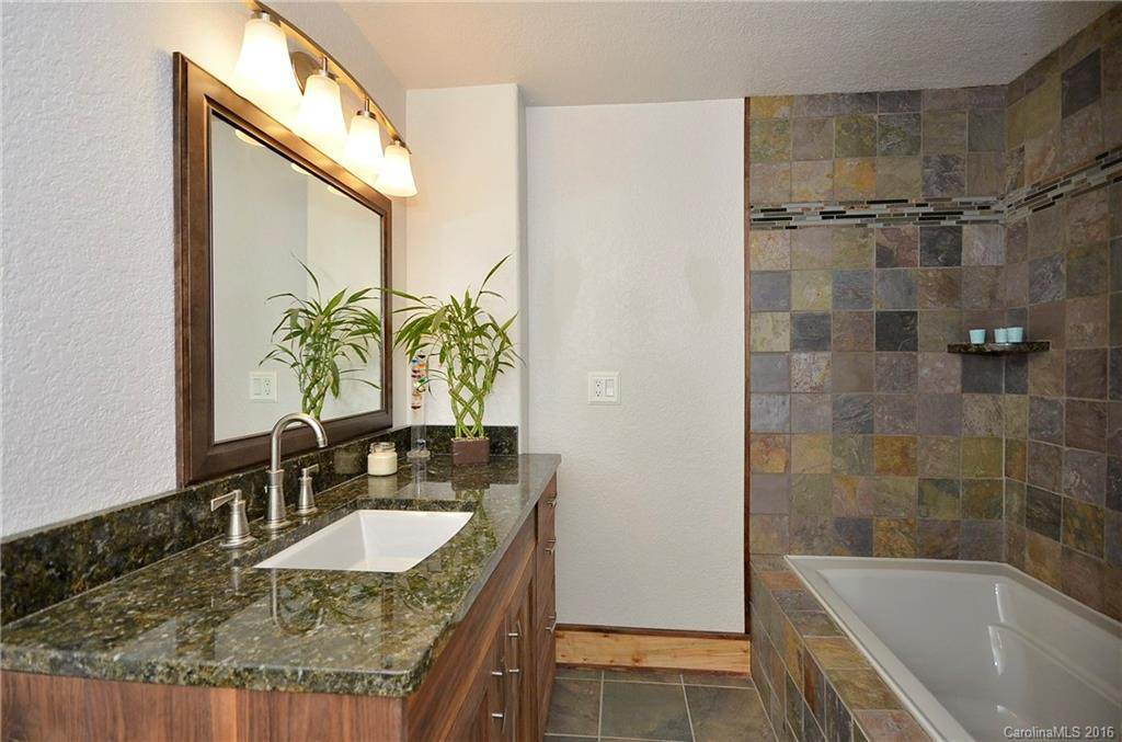 128 Silversteen Drive - Photo 9