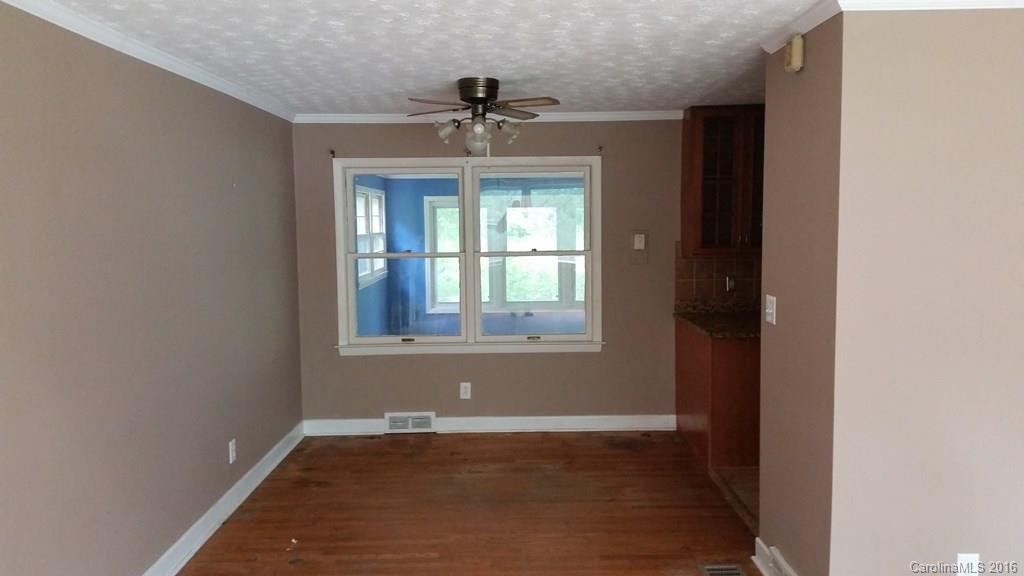 2205 Harden Circle - Photo 4