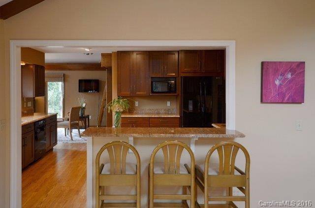288 Roberts Drive - Photo 11