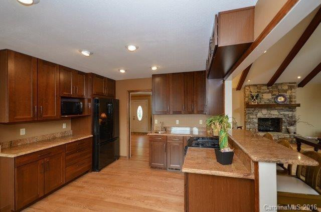 288 Roberts Drive - Photo 12