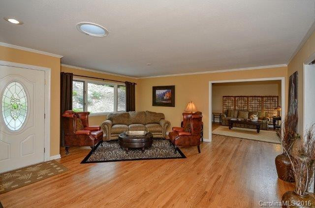 288 Roberts Drive - Photo 7