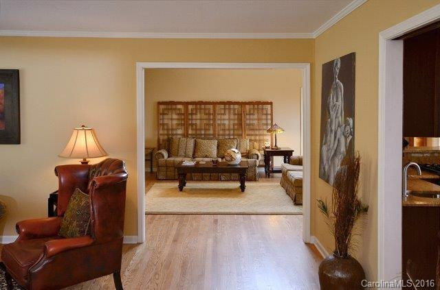 288 Roberts Drive - Photo 8