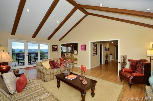 288 Roberts Drive - Photo 10