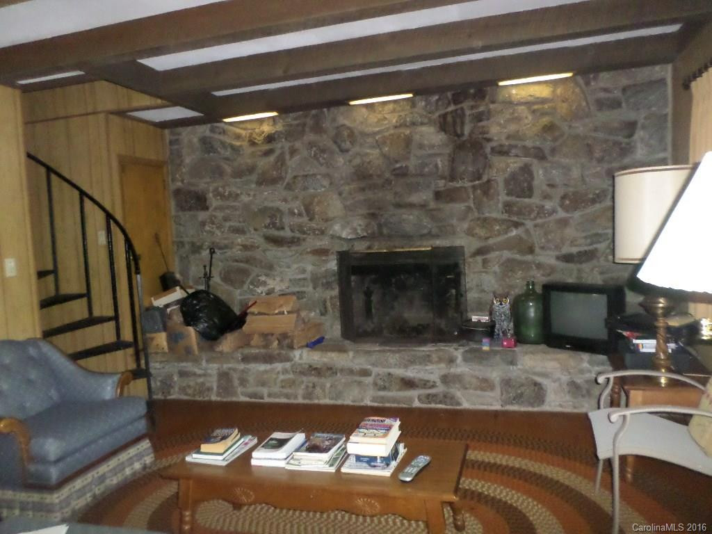 1743 Dogwood Drive - Photo 4