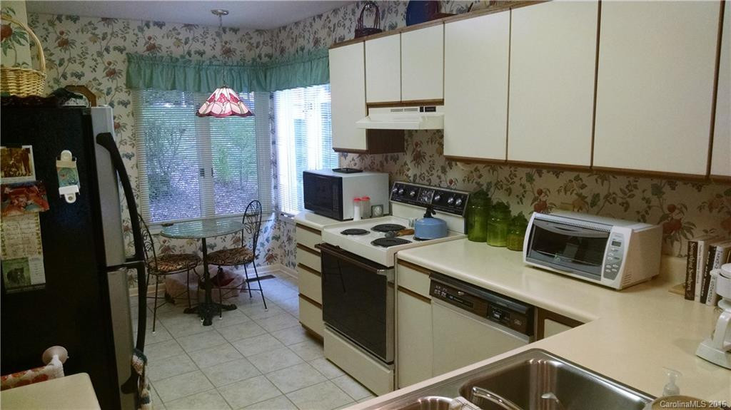 87 Willow Road #C-1 - Photo 13