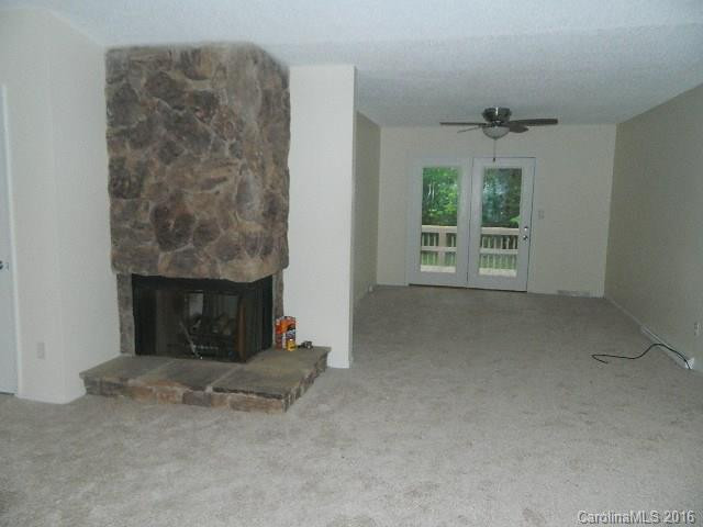 7 Greenleaf Road - Photo 5