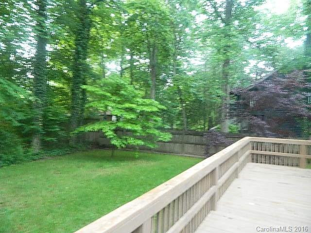 7 Greenleaf Road - Photo 9