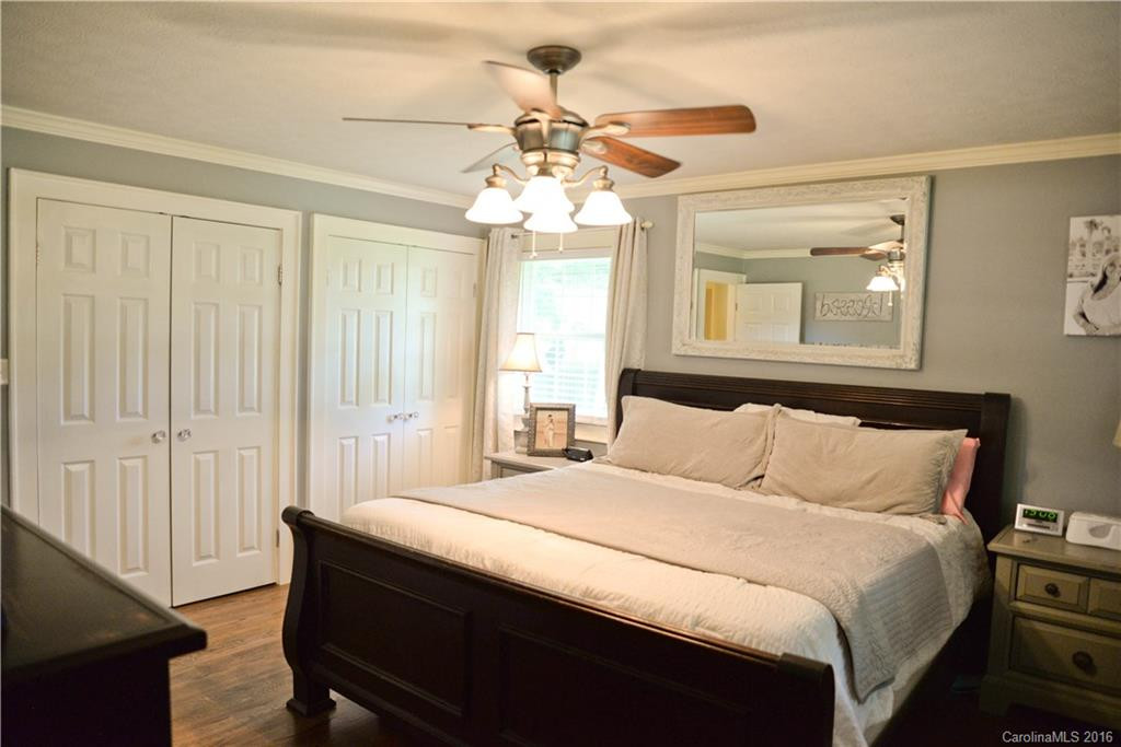 98 Greenwood Forest Drive - Photo 16