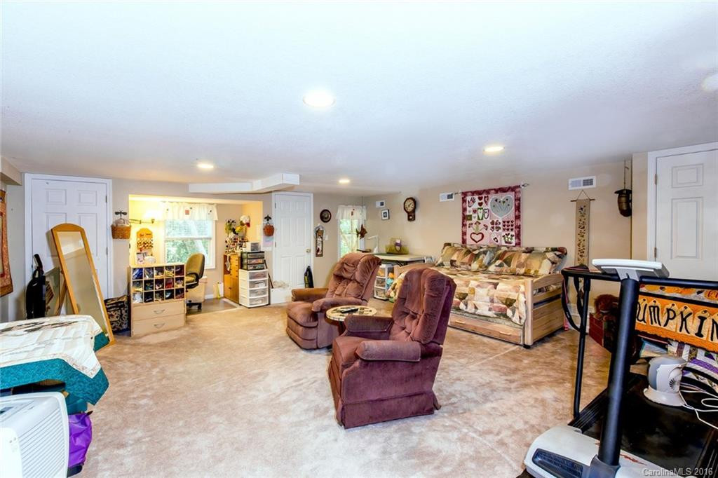 1181 Soquili Drive - Photo 18