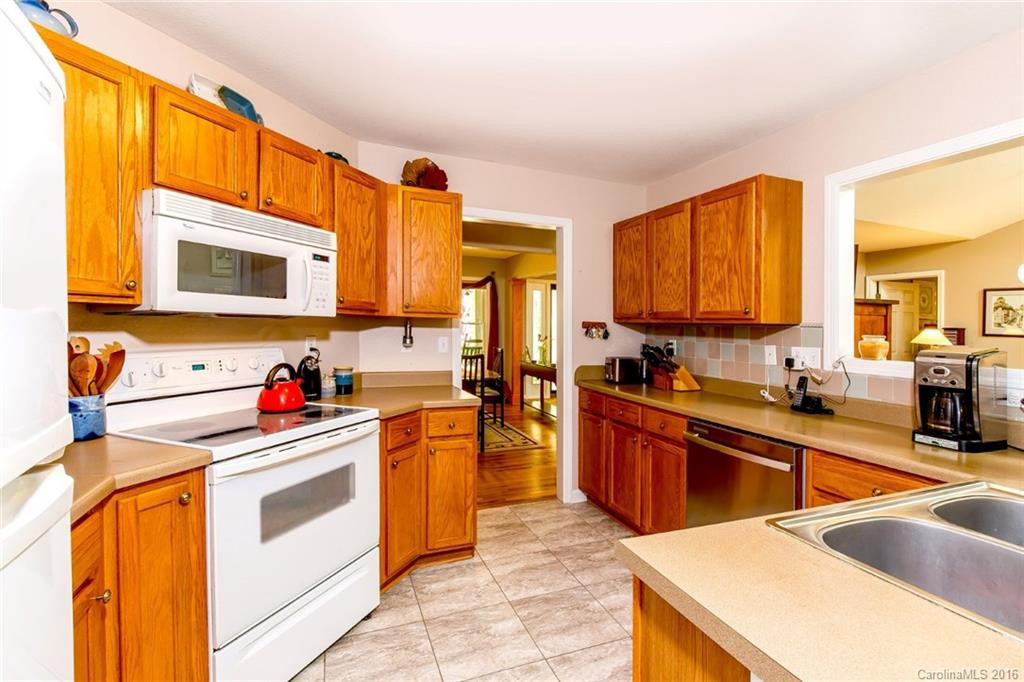 1181 Soquili Drive - Photo 6