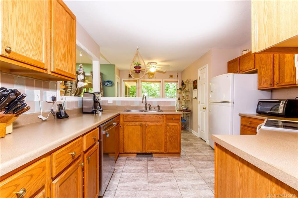 1181 Soquili Drive - Photo 7