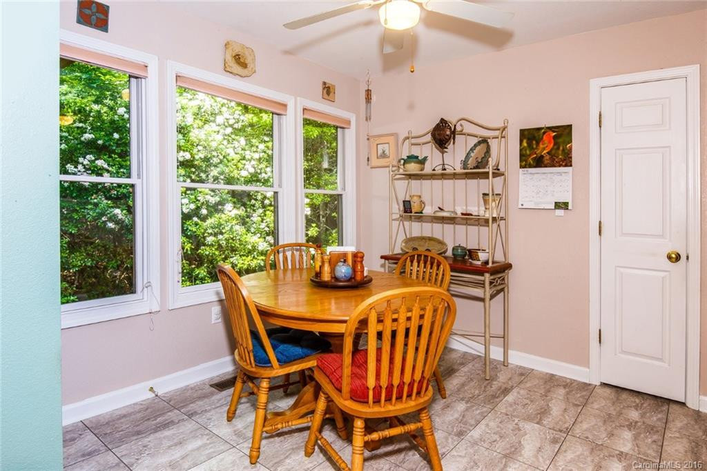 1181 Soquili Drive - Photo 8
