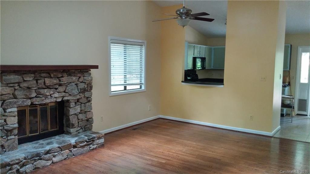 34 Hickory Hills Drive - Photo 3