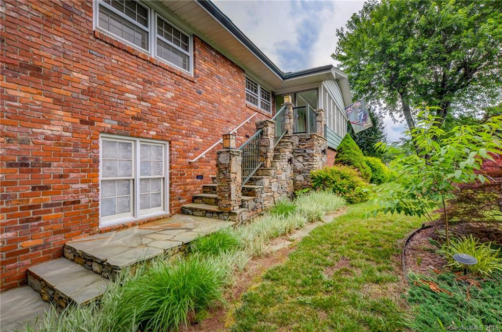 34 Sheppard Drive - Photo 2