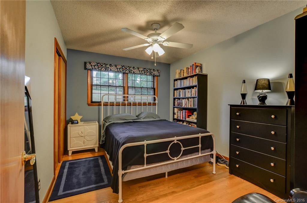 34 Sheppard Drive - Photo 12