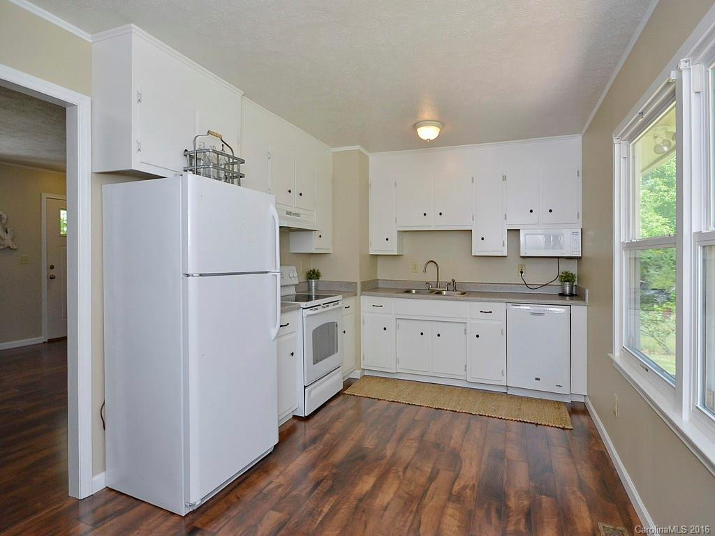 409 Oklahoma Avenue - Photo 4