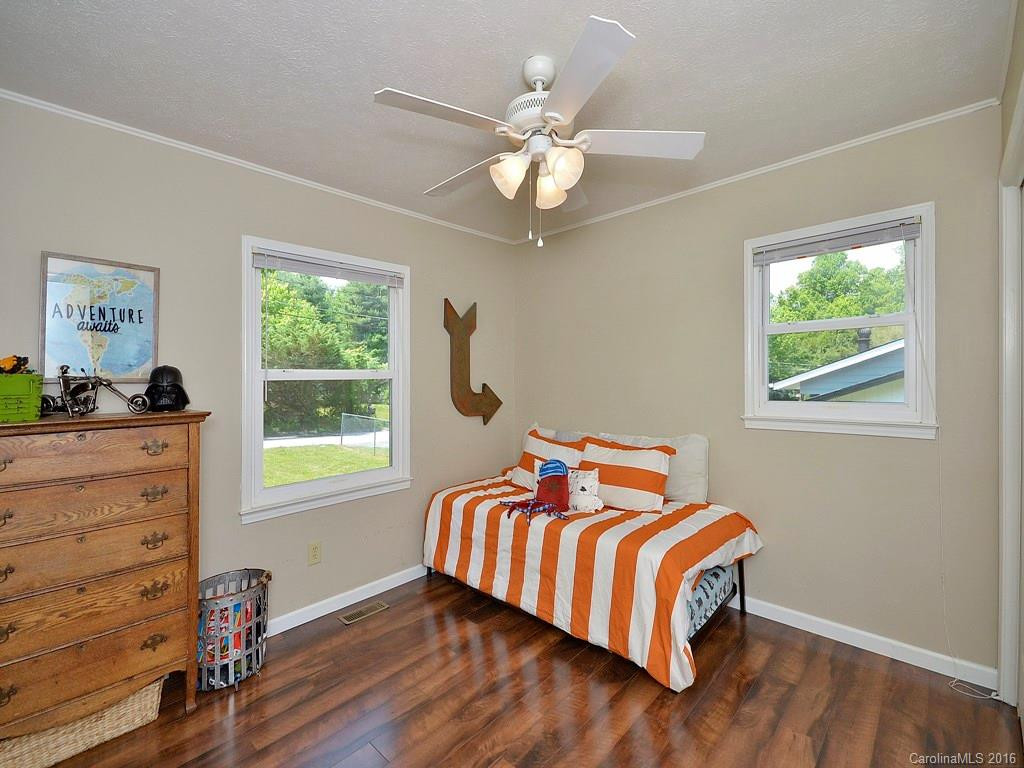 409 Oklahoma Avenue - Photo 10