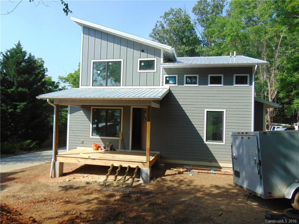 405 Stratford Road