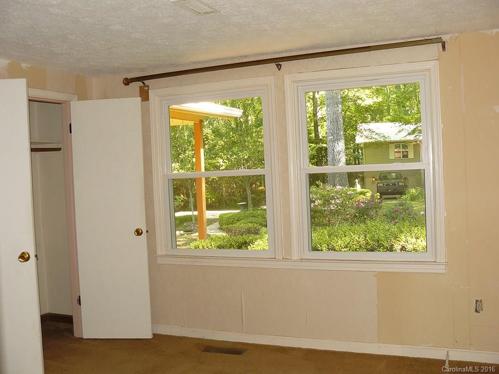 57 Rocky Ridge Road - Photo 10