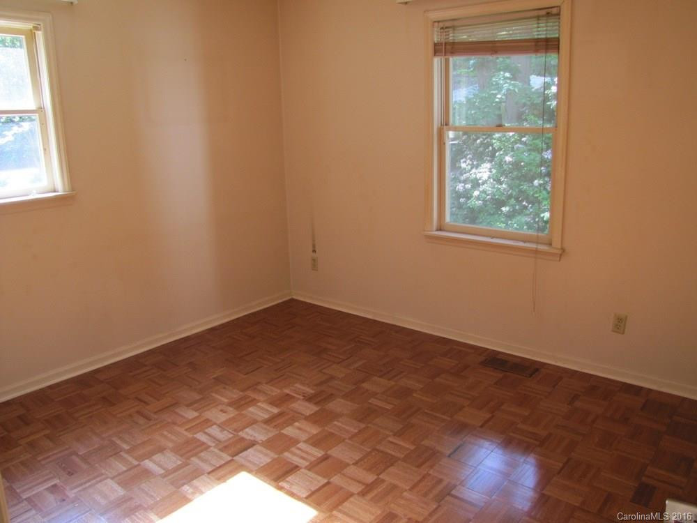 258 Foxhunt Lane - Photo 13