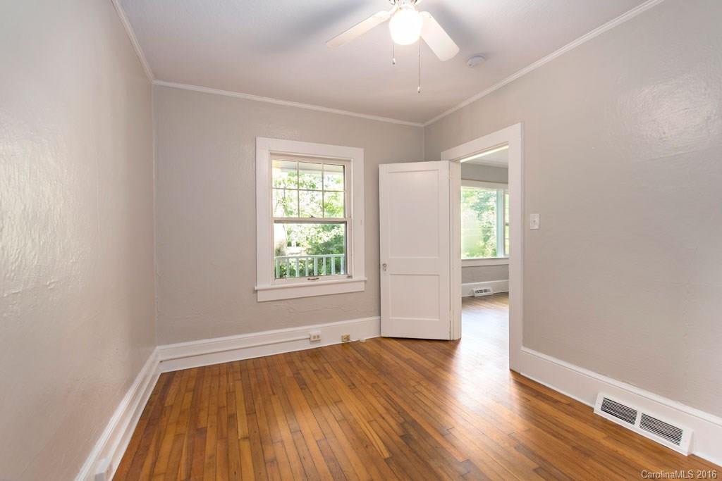 11 Lee Avenue - Photo 13